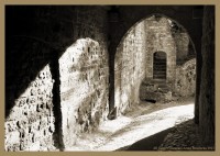 Vaison la Romaine - Old Town Gates